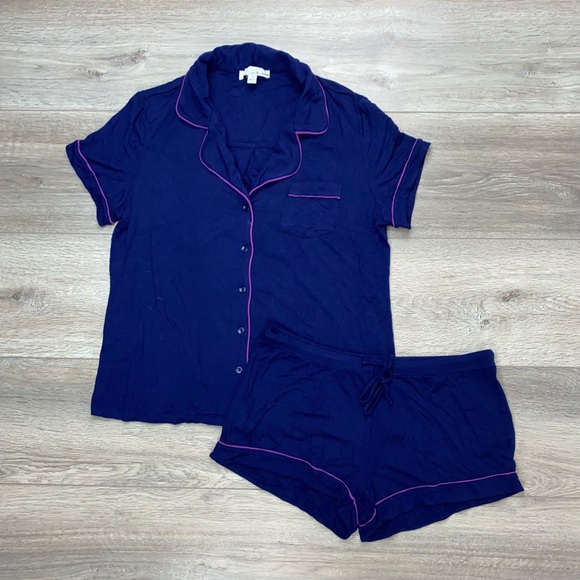 Lucy & Laurel Other - Lucy & Laurel Button Down Pajama Shorts Set Medium